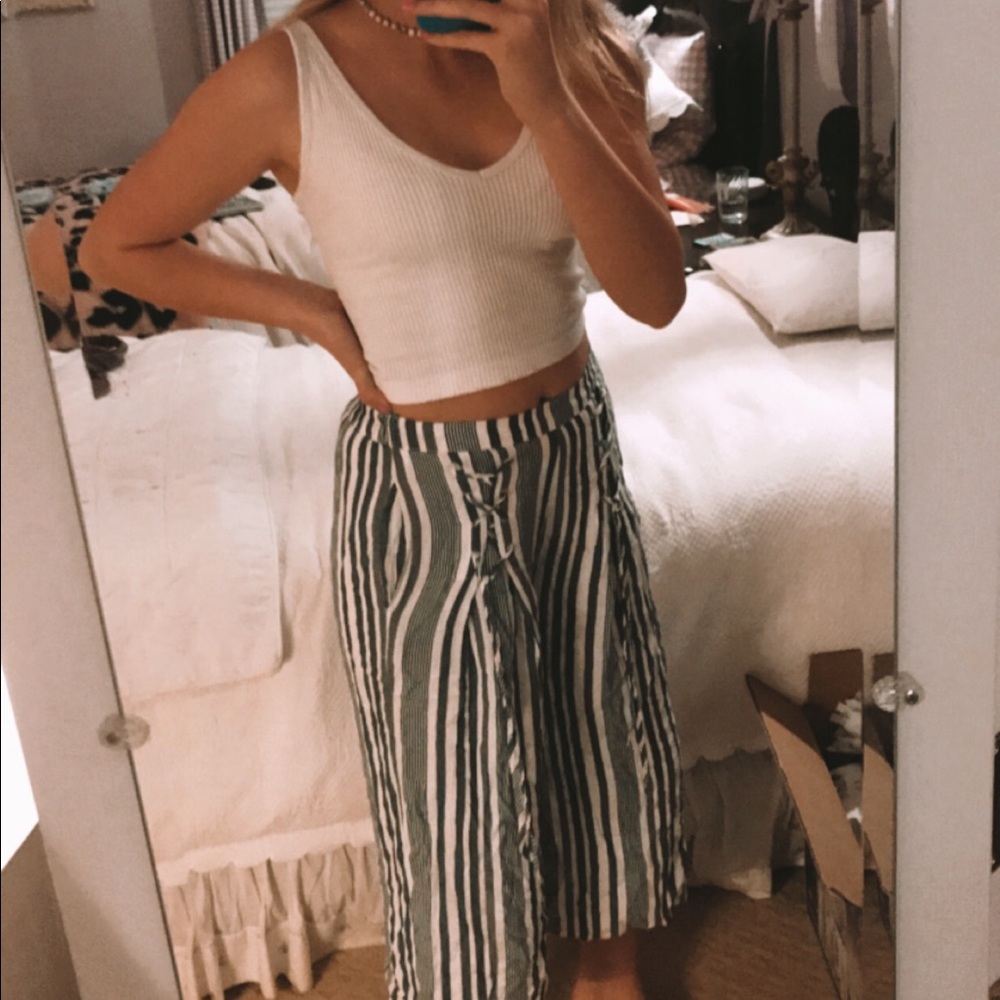 AE flowy beach  pants
